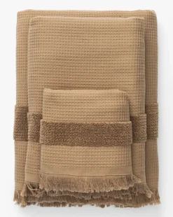 Ellis Organic Bath Collection