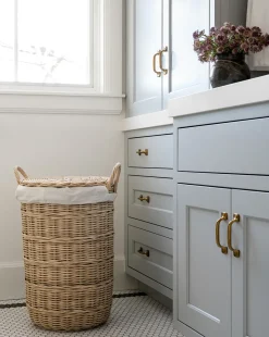 Rattan Lidded Laundry Bin